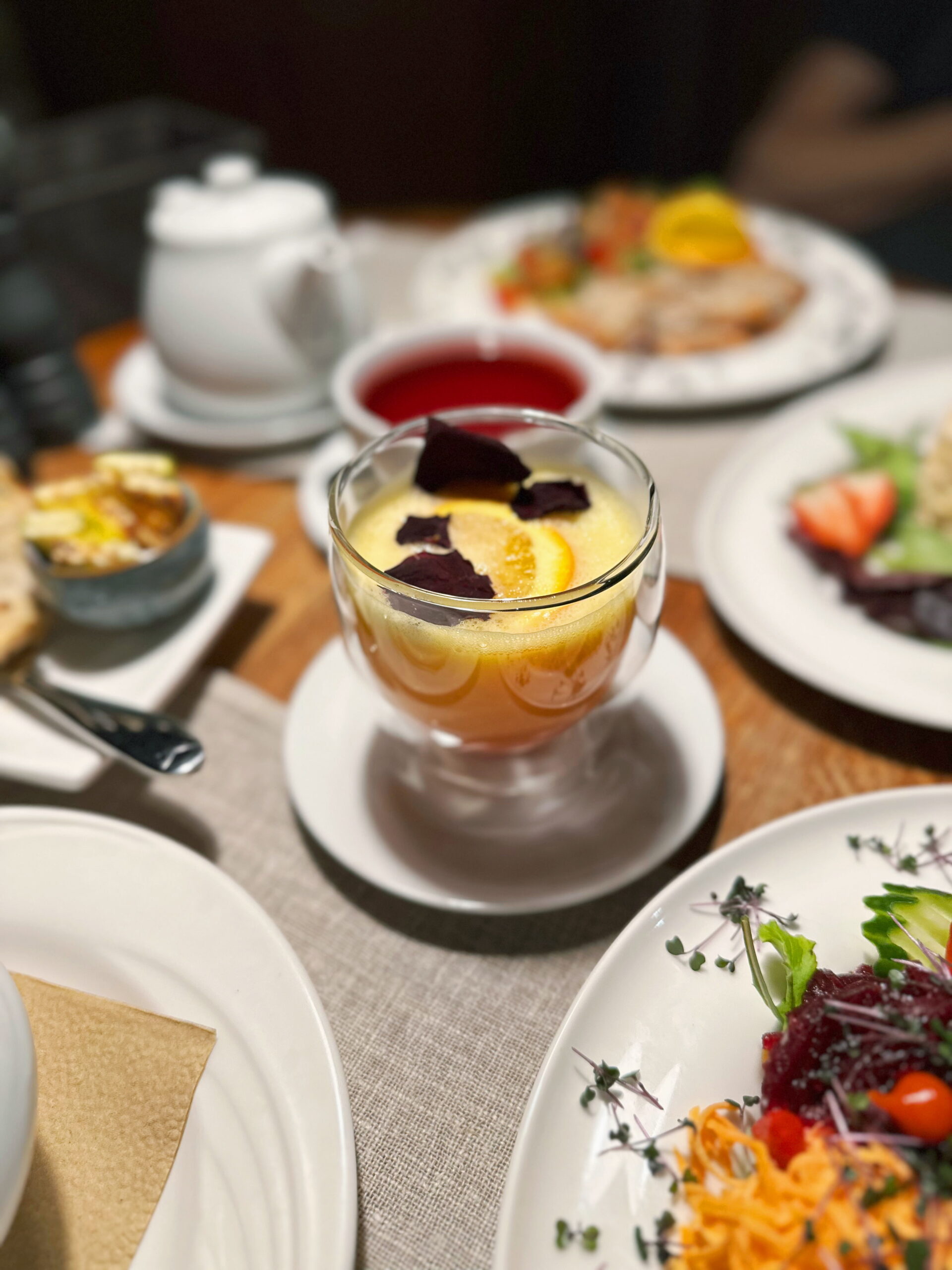 Fallus bilan eshakda